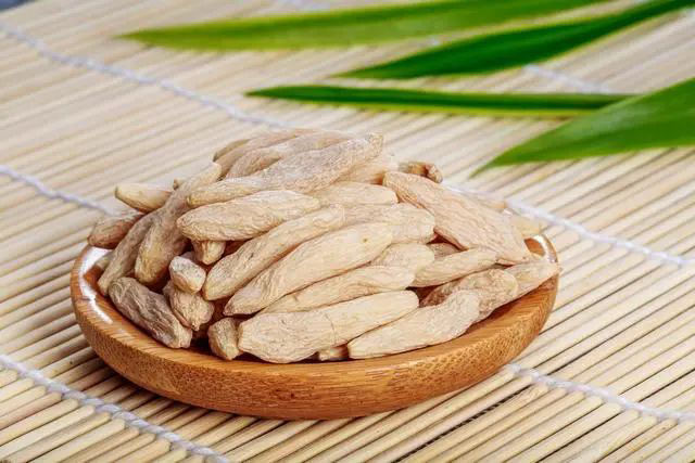 Mai Dong (Ophiopogon japonicus)